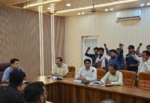 यूपीपीसीएल के चेयरमैन ने पूछा किस तरह से देंगे शहरवासियों को बेहतर बिजली सप्लाई