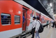 समर स्पेशल 14 ट्रेनों के फेरे बढ़ाए