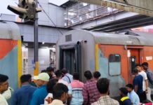 जब कानपुर के सेंट्रल रेलवे स्टेशन पर चाय चाय की जगह सांप सांप की आवाज आई